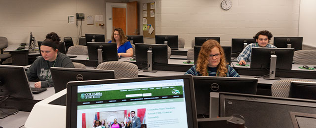 computer lab with people