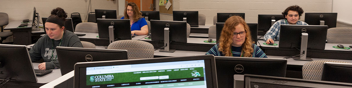 computer lab with people
