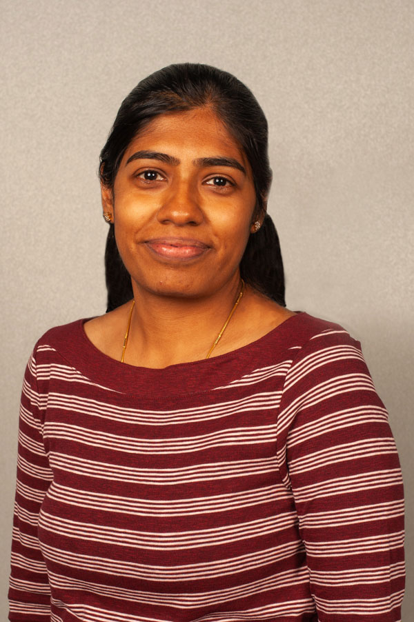 Headshot of Deepa