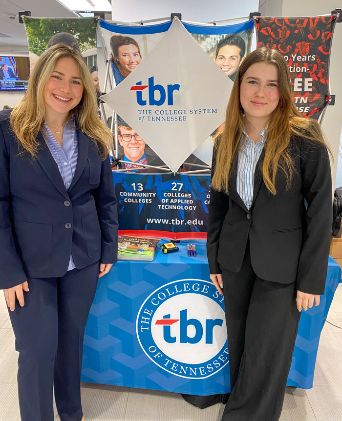 Columbia State students Lydia Knobloch and Sasha Erickson at the 2023 Tennessee Board of Regents Day on the Hill.