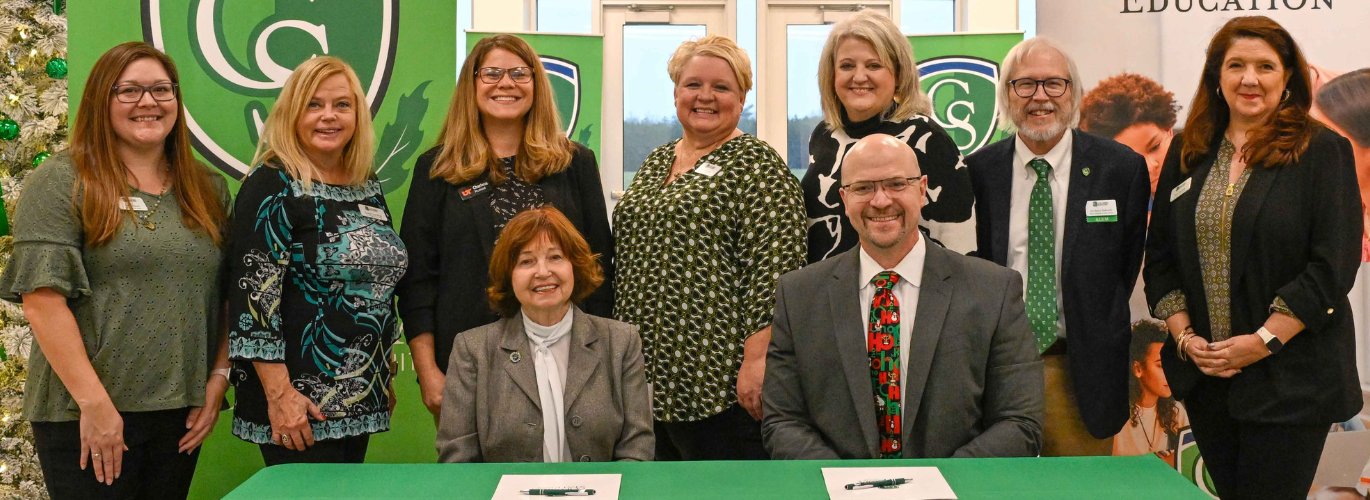 Photo of Columbia State and Lawrence County School representatives