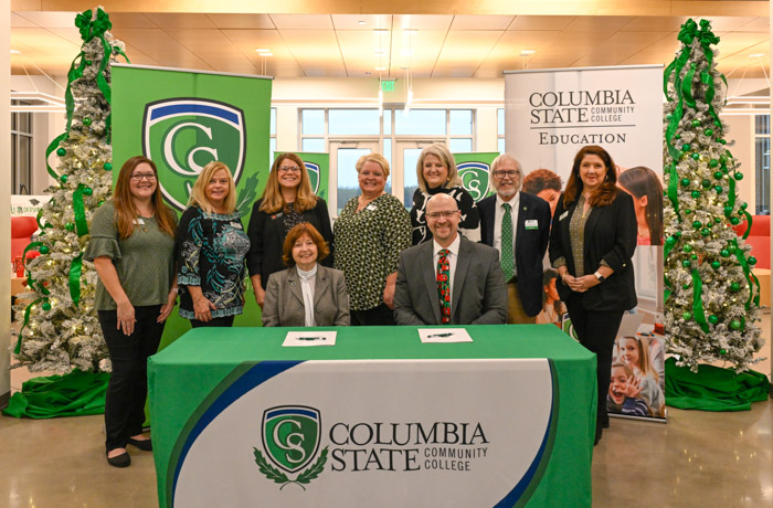 Columbia State and Lawrence County School representatives