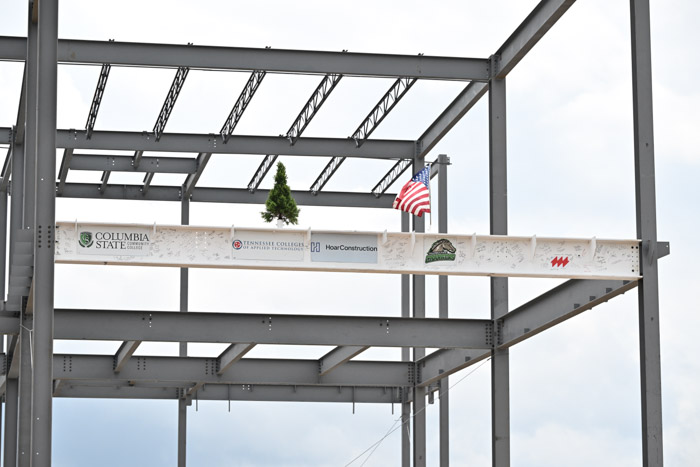 The “Topping Out” beam is attached to the SRTC structure.