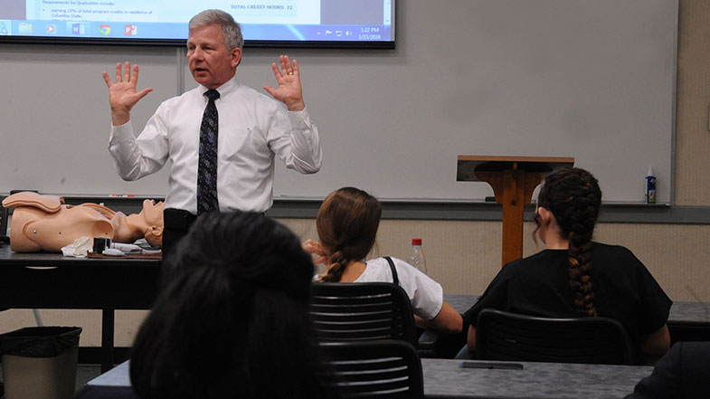 2016-HOSA Professor David Johnson instructing students