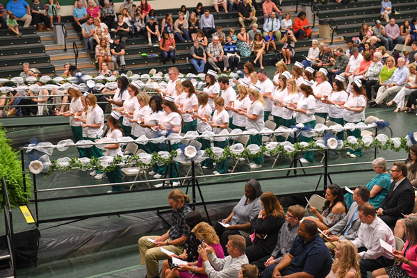 nursing pinning group photo