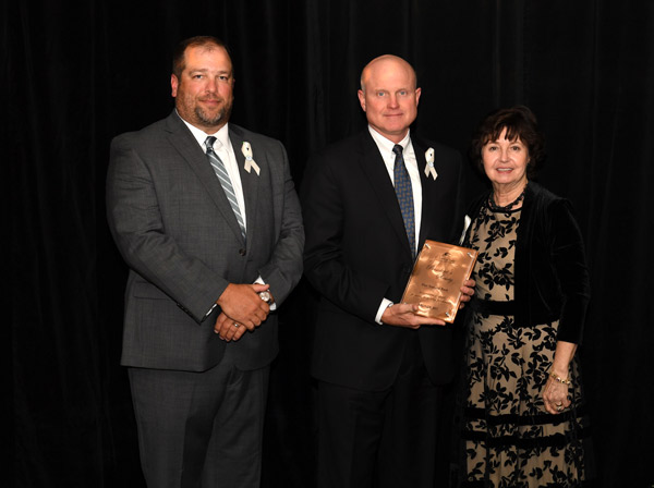 Mark Hayes, First National Bank chairman with Columbia State reps