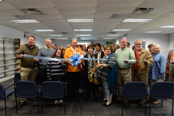 Community Representatives cut the ribbon for the new RiverWorks Entrepreneur Center