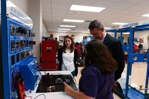 CHS Students demonstrate machinery knowledge