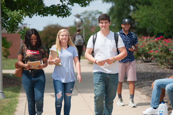 DSC_4561_web Columbia State students walk to class