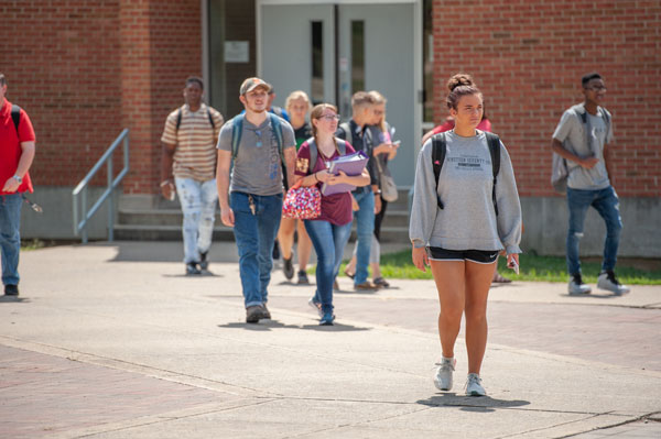 DSC_4681_web Columbia State students leave class