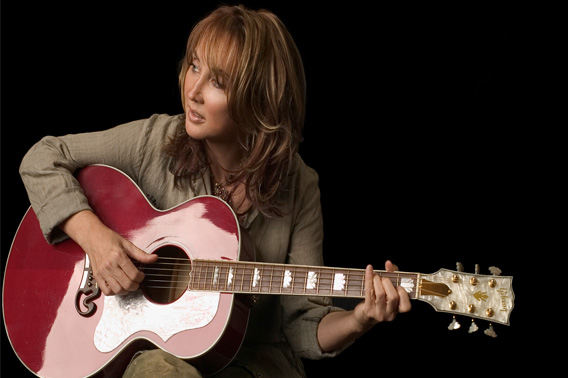 PamRedGuitarLg Pam Tillis